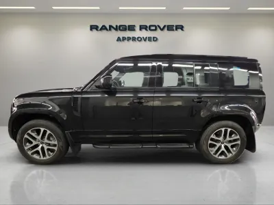 2025 Land Rover Defender 110 X dynamic