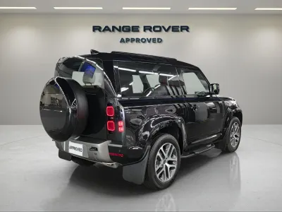 2025 Land Rover Defender 90 X DYNAMIC