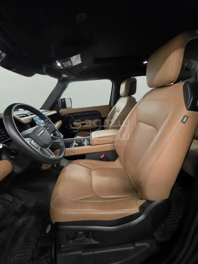 2025 Land Rover Defender 90 X DYNAMIC