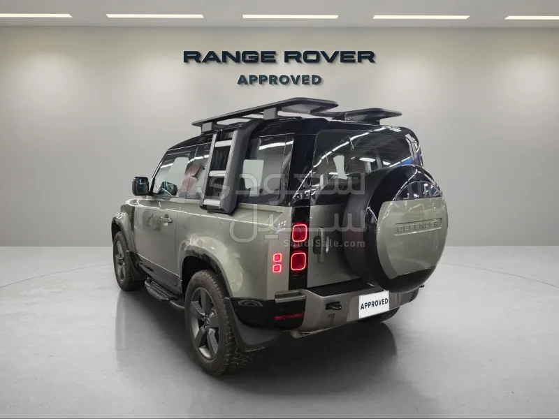 2025 Land Rover Defender 90 X DYNAMIC