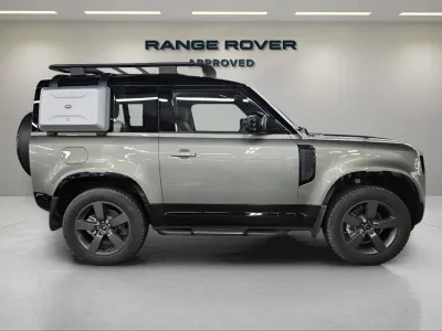 2025 Land Rover Defender 90 X DYNAMIC