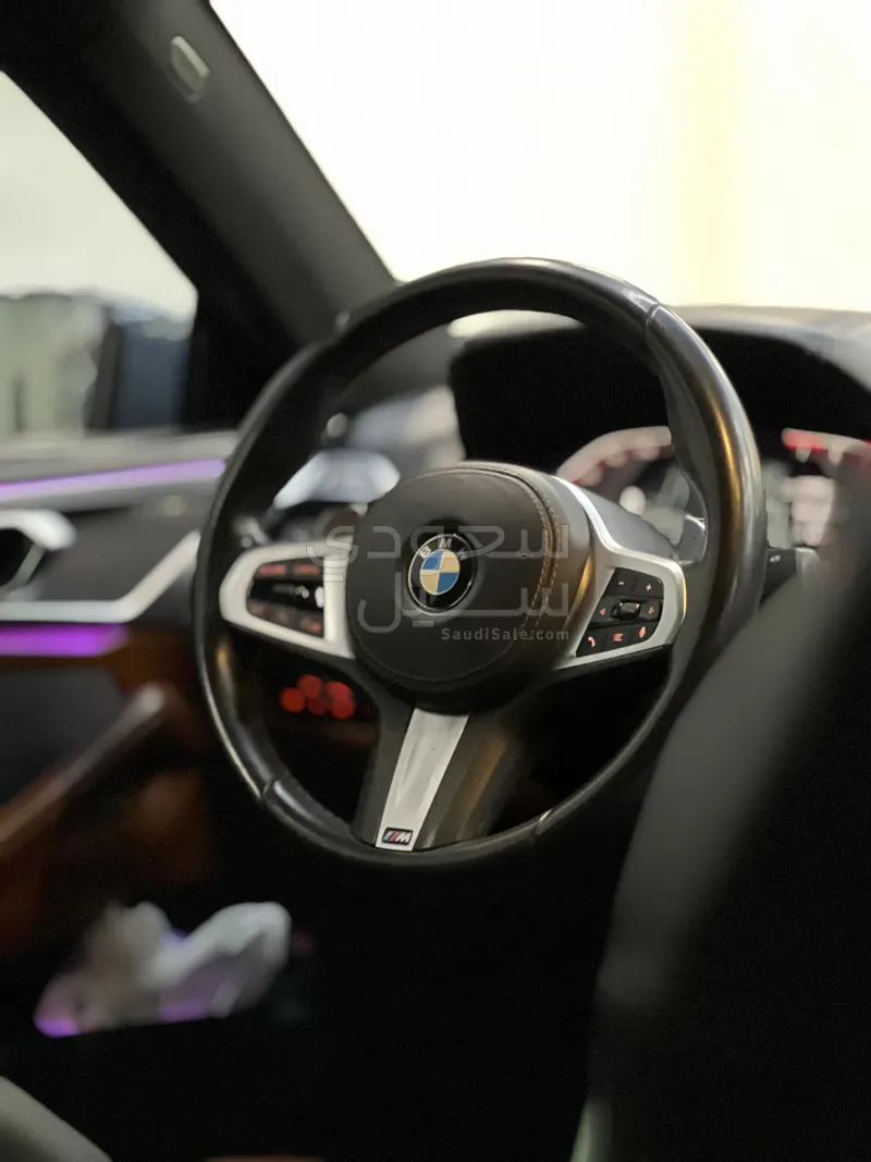 2020 بي ام دبليو الفئة الثامنة 840 أي إم