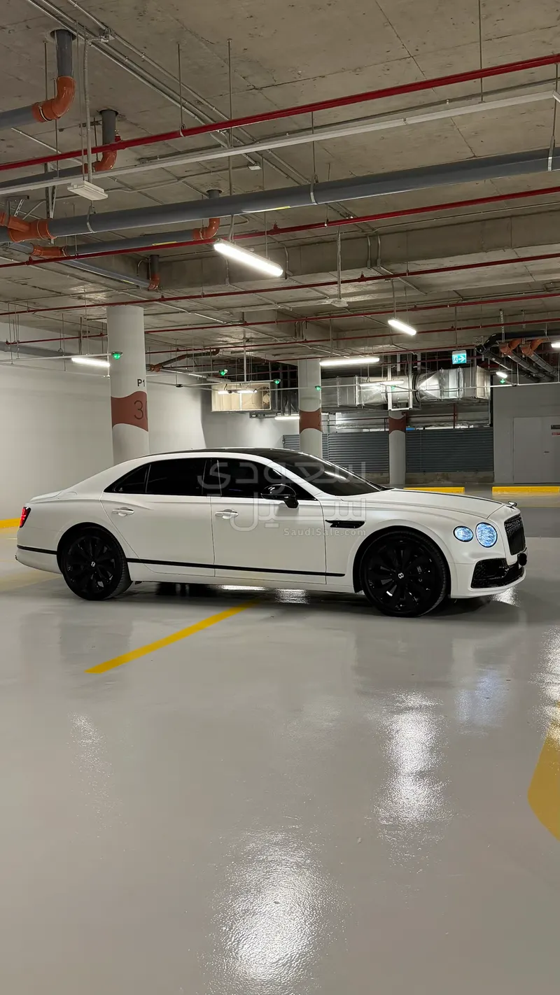 2021 Bentley Continental Flying Spur Mulliner