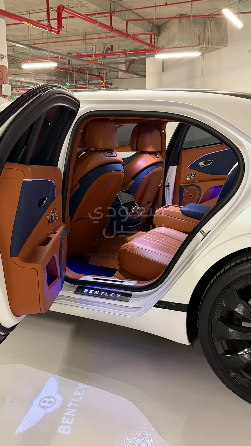 2021 Bentley Continental Flying Spur Mulliner
