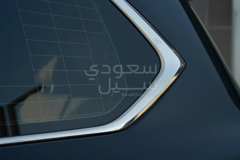2018 لكزس إل إكس 570 اس