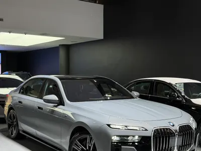 2025 بي ام دبليو الفئة السابعة 740أي