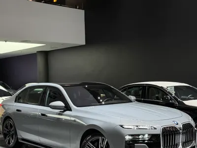 2025 بي ام دبليو الفئة السابعة 740أي