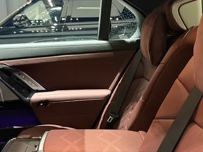 2025 بي ام دبليو الفئة السابعة 740أي