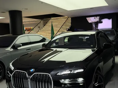 2025 بي ام دبليو الفئة السابعة 735أي