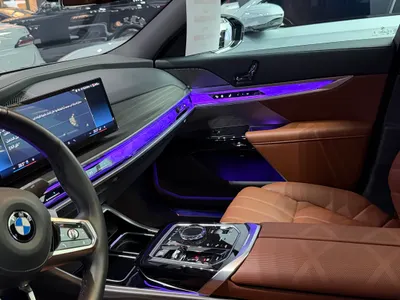 2025 بي ام دبليو الفئة السابعة 735أي