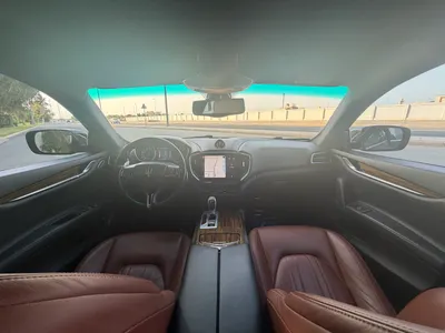 2014 مازيراتي جيبلي 330