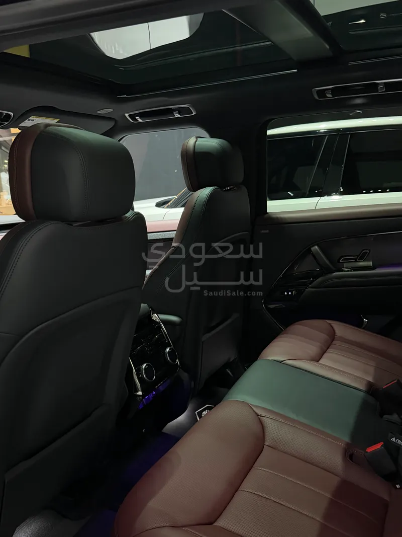 2026 لاند روفر رينج روفر سبورت اتش اس اي