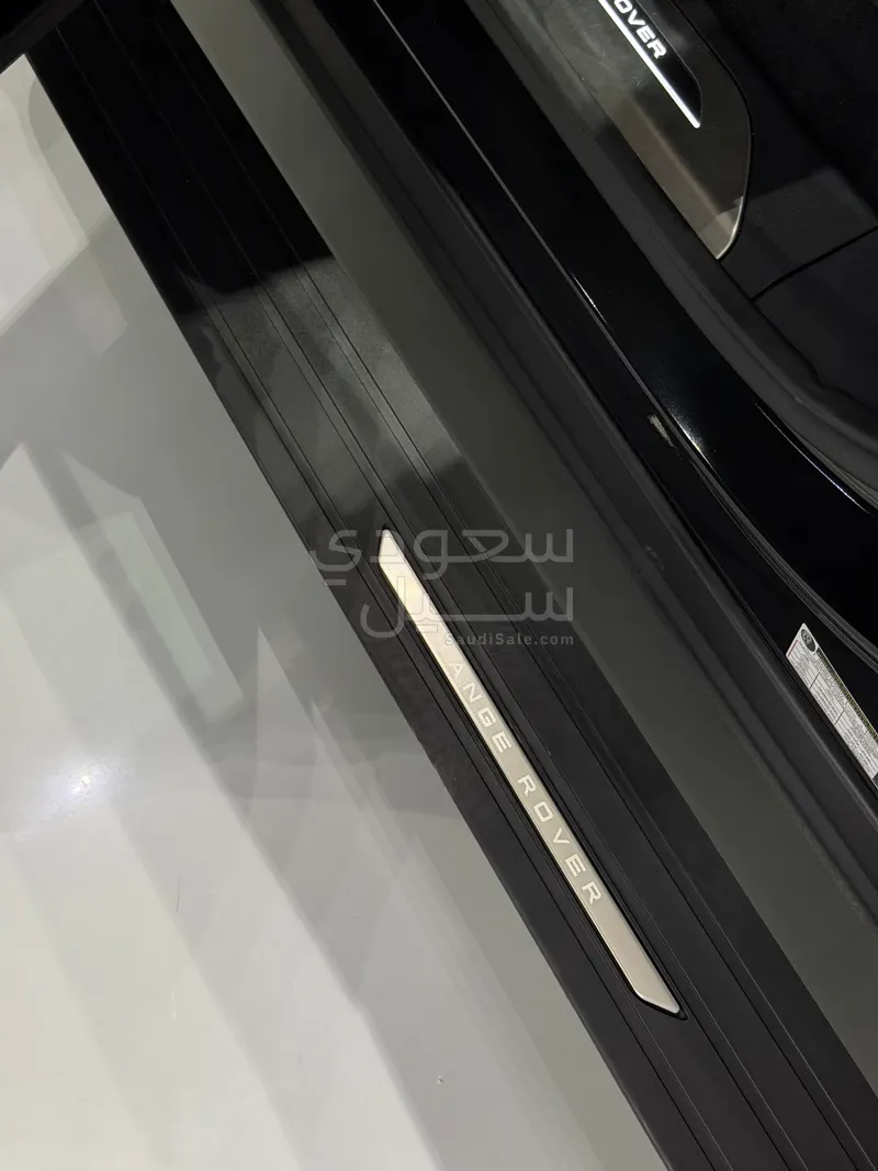 2026 لاند روفر رينج روفر سبورت اتش اس اي