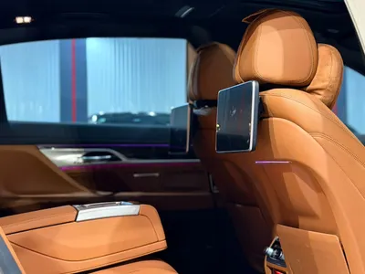 2019 بي ام دبليو الفئة السابعة 740 إل أي