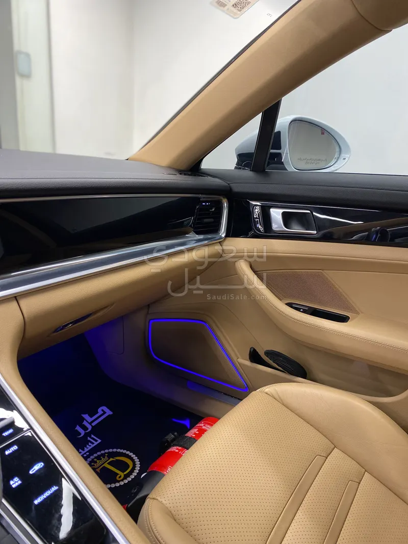 2018 Porsche Panamera