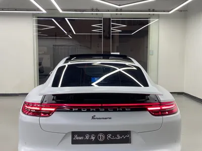2018 Porsche Panamera