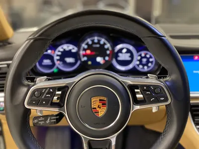 2018 Porsche Panamera