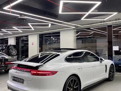 2018 Porsche Panamera