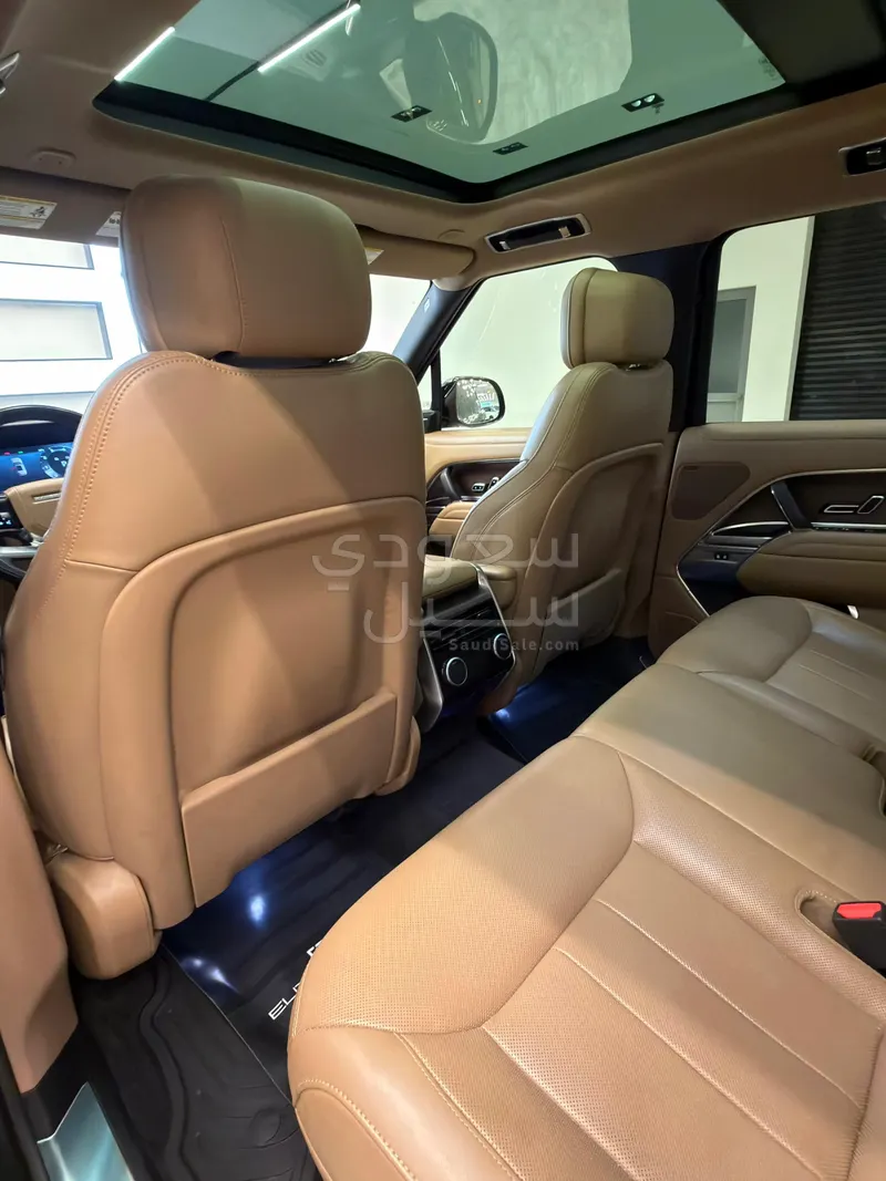 2023 Land Rover Range Rover Vogue SE