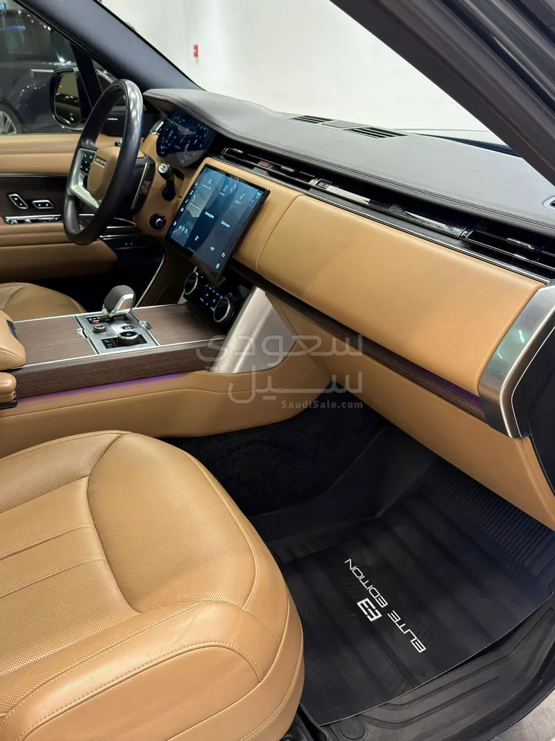 2023 Land Rover Range Rover Vogue SE
