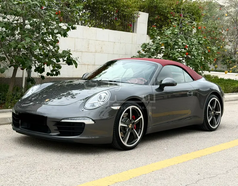 2013 Porsche 911 Carrera Cabriolet