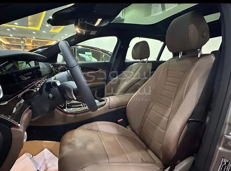 2022 Mercedes-Benz E 300