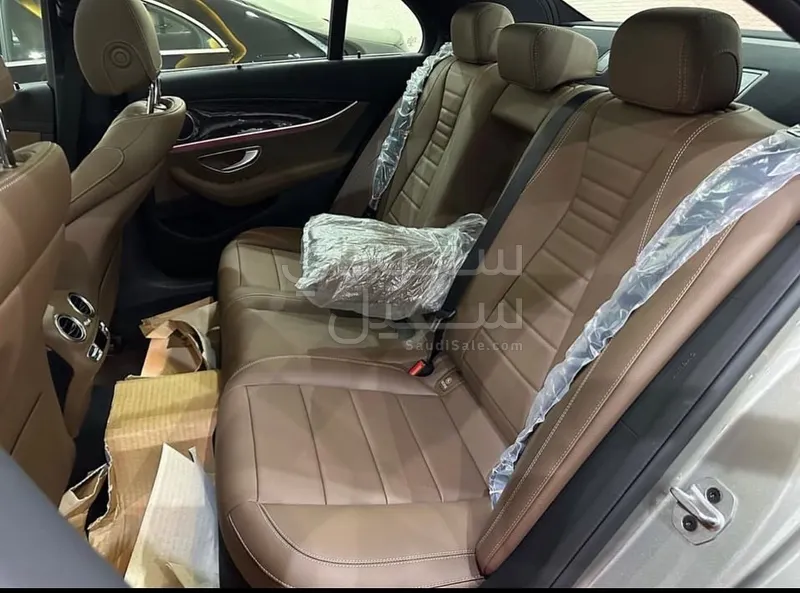 2022 Mercedes-Benz E 300