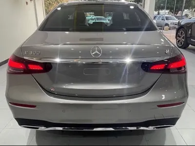 2022 Mercedes-Benz E 300