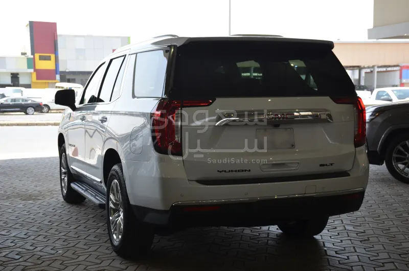 2024 جي ام سي يوكون اس ال تي