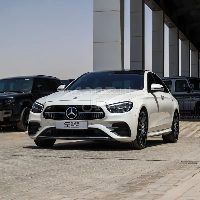 2022 Mercedes-Benz E 200