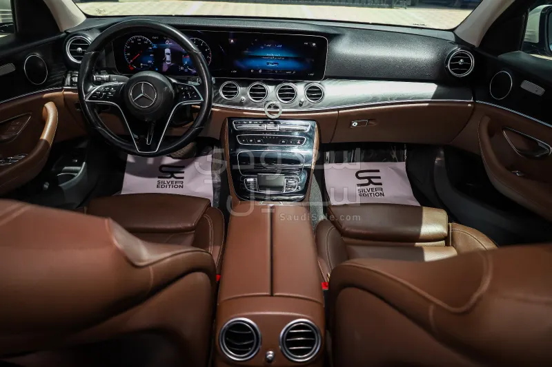 2022 Mercedes-Benz E 200