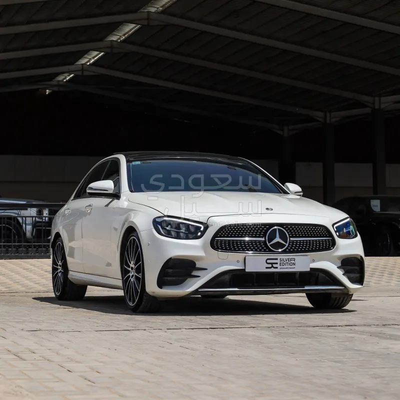 2022 Mercedes-Benz E 200