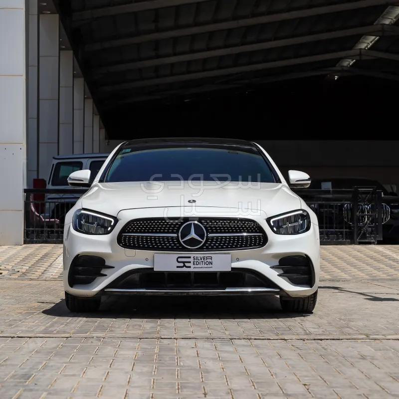 2022 Mercedes-Benz E 200