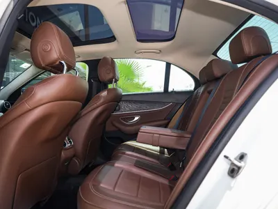 2022 Mercedes-Benz E 200