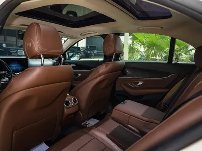 2022 Mercedes-Benz E 200