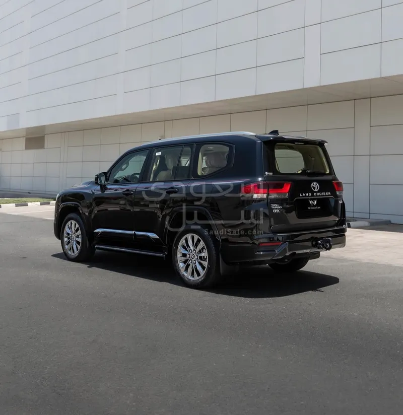 2026 Toyota Land Cruiser GXR