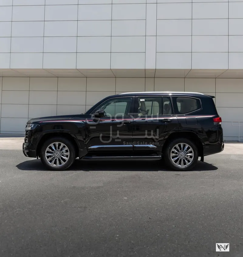2026 Toyota Land Cruiser GXR