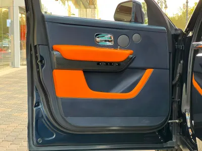 2022 رولز رويس كولينان بلاك بادج