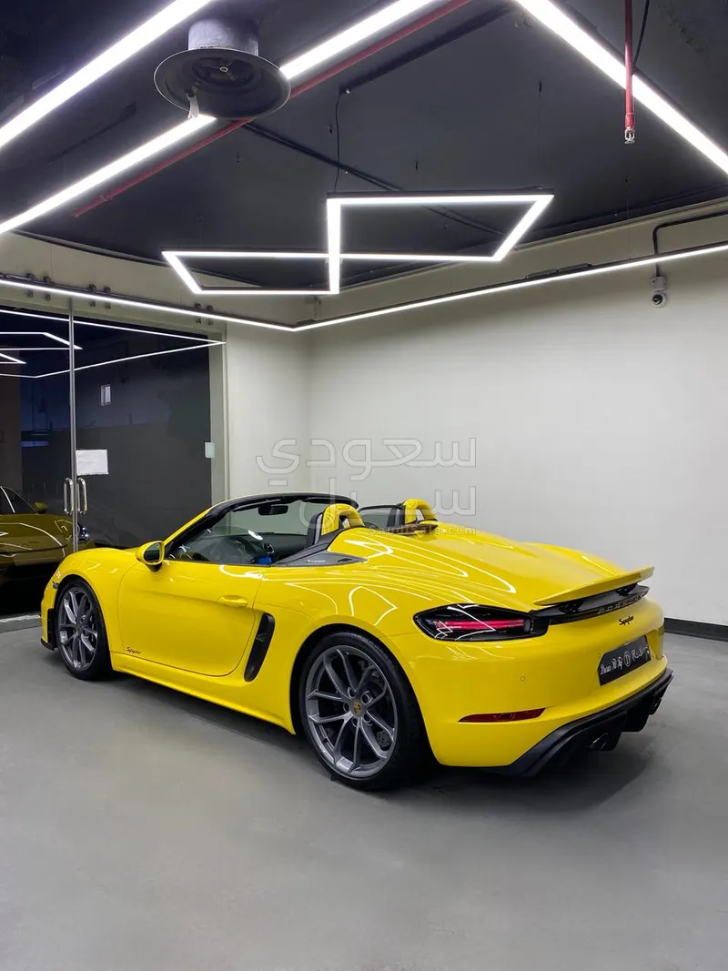 2020 Porsche 718 Spyder