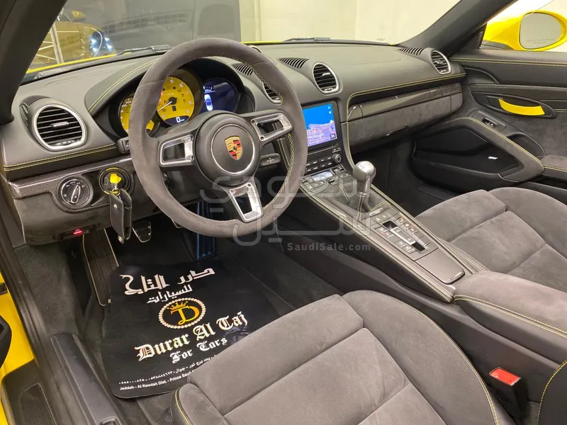 2020 Porsche 718 Spyder