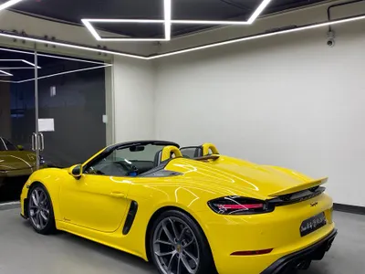 2020 Porsche 718 Spyder