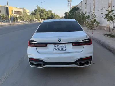2020 بي ام دبليو الفئة السابعة 730 إل أي