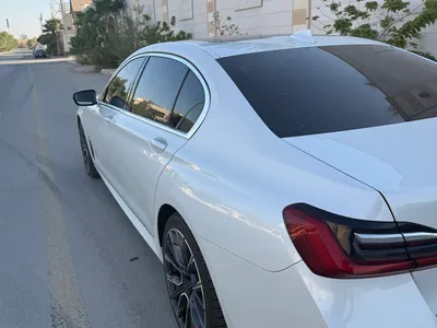 2020 بي ام دبليو الفئة السابعة 730 إل أي
