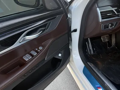 2020 بي ام دبليو الفئة السابعة 730 إل أي
