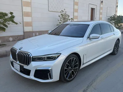 2020 بي ام دبليو الفئة السابعة 730 إل أي