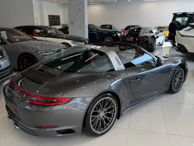 2017 بورش 911 كاريرا
