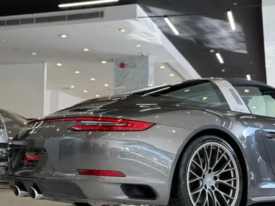 2017 بورش 911 كاريرا
