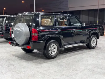 2021 نيسان باترول سوبر سفاري