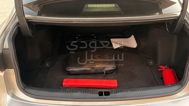 2019 Lexus IS 300