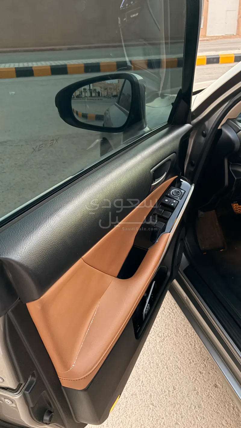 2019 Lexus IS 300